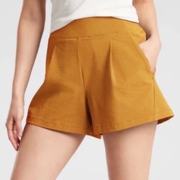 Athleta Pants - | Athleta | Tuscan Gold Yellow Textured Brooklyn Short. Size 16.